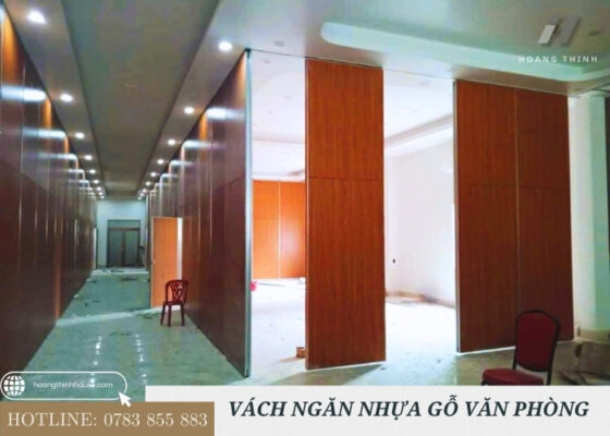 Vách ngăn nhựa giả gỗ cho văn phòng